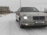Mercedes-Benz E 220 1998 годаfor2 300 000 тг. в Жезказган – фото 2
