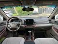 Toyota Camry 2002 года за 4 500 000 тг. в Алматы – фото 7