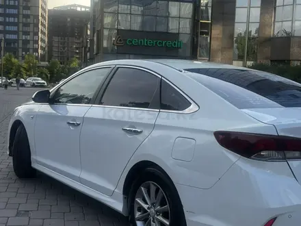 Hyundai Sonata 2018 года за 3 700 000 тг. в Алматы – фото 3