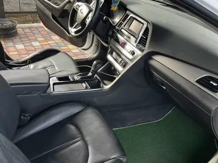 Hyundai Sonata 2018 года за 3 700 000 тг. в Алматы – фото 13