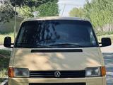 Volkswagen Transporter 1999 годаүшін3 200 000 тг. в Астана