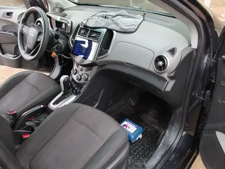 Chevrolet Aveo 2013 года за 2 200 000 тг. в Алматы – фото 9