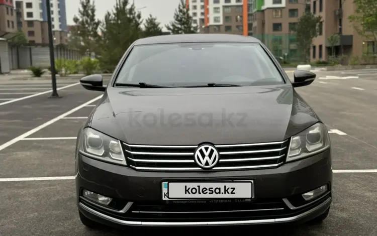 Volkswagen Passat 2014 годаүшін8 000 000 тг. в Алматы
