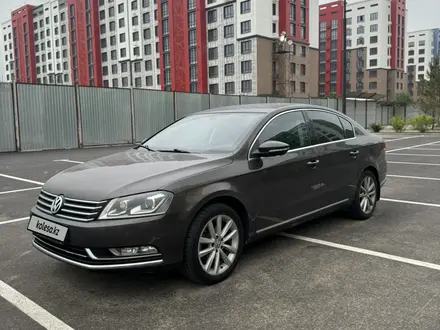 Volkswagen Passat 2014 годаүшін8 000 000 тг. в Алматы – фото 5