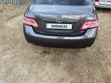 Toyota Camry 2011 года за 7 600 000 тг. в Атырау – фото 4