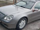 Mercedes-Benz C 230 2003 года за 3 000 000 тг. в Уральск – фото 4