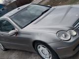 Mercedes-Benz C 230 2003 года за 3 000 000 тг. в Уральск – фото 5