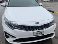 Kia Optima 2019 года за 9 999 000 тг. в Астана