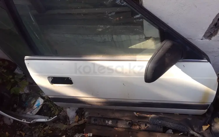 Стекло боковое правое переднееүшін4 300 тг. в Астана