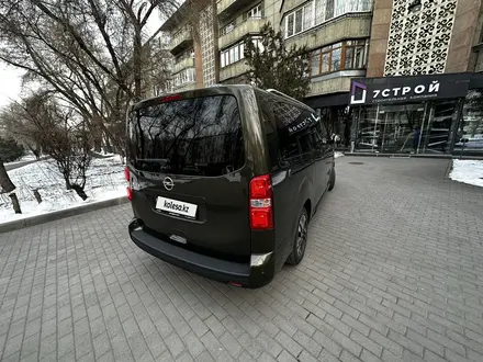 Opel Zafira Life 2021 года за 21 000 000 тг. в Алматы – фото 5