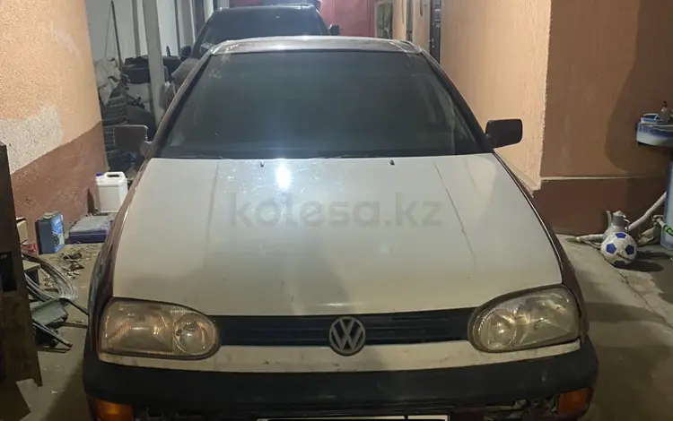 Volkswagen Golf 1994 года за 450 000 тг. в Шымкент