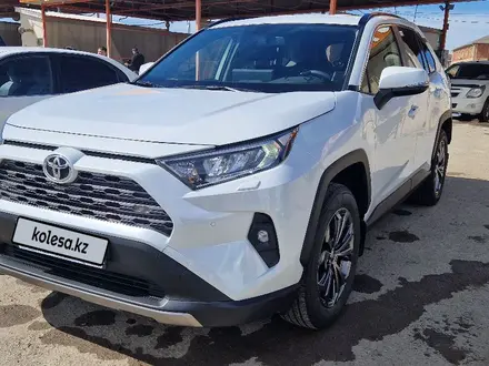 Toyota RAV4 2023 года за 17 500 000 тг. в Атырау – фото 6