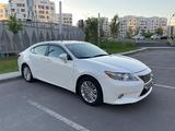 Lexus ES 250 2014 годаүшін11 300 000 тг. в Астана