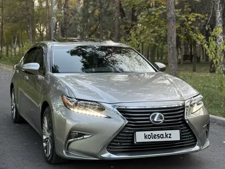 Lexus ES 250 2017 года за 15 500 000 тг. в Алматы – фото 3