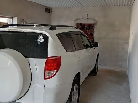 Toyota RAV4 2008 года за 7 000 000 тг. в Жанаозен – фото 4