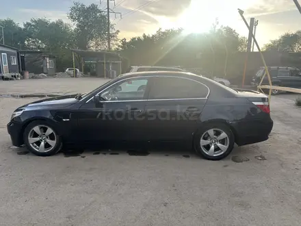 BMW 530 2006 года за 4 900 000 тг. в Алматы – фото 11