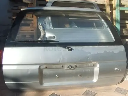 Крышка багажника за 30 000 тг. в Шымкент