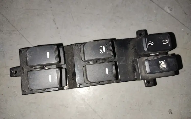 Блок управления стеклоподъемниками 935702T510 Hyundai/Kia за 20 000 тг. в Алматы