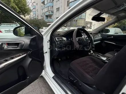 Toyota Camry 2014 года за 9 500 000 тг. в Алматы – фото 10