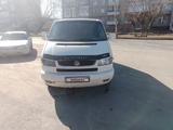 Volkswagen Caravelle 1997 года за 5 500 000 тг. в Астана