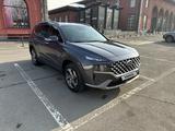 Hyundai Santa Fe 2022 года за 14 800 000 тг. в Алматы