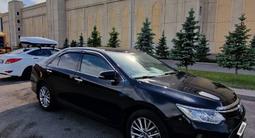 Toyota Camry 2016 годаүшін11 700 000 тг. в Астана – фото 2