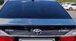Toyota Camry 2016 годаүшін11 700 000 тг. в Астана – фото 4