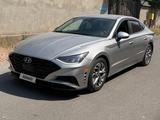 Hyundai Sonata 2020 года за 7 500 000 тг. в Шымкент – фото 2