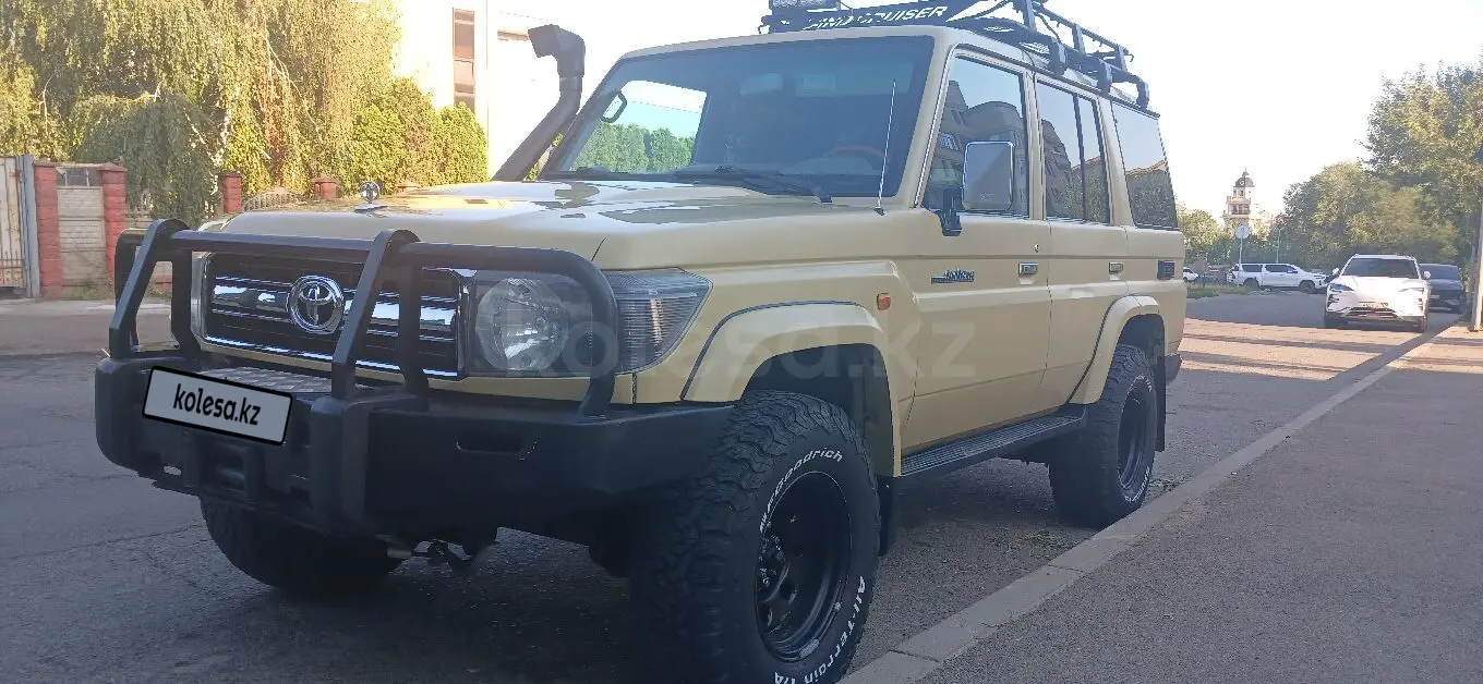 Toyota Land Cruiser, 2014