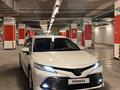 Toyota Camry 2020 года за 16 599 999 тг. в Алматы