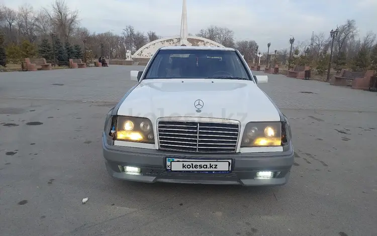 Mercedes-Benz E 280 1994 года за 1 900 000 тг. в Алматы
