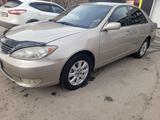 Toyota Camry 2005 года за 6 150 000 тг. в Усть-Каменогорск – фото 4