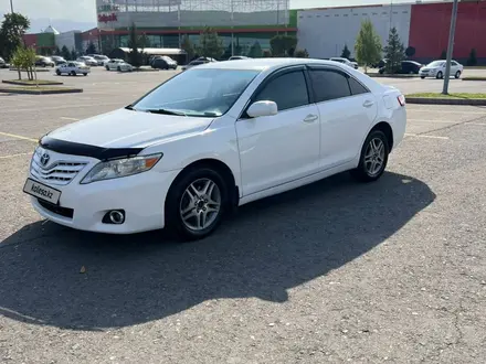 Toyota Camry 2010 года за 6 500 000 тг. в Алматы – фото 2