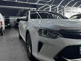 Toyota Camry 2015 года за 12 700 000 тг. в Алматы – фото 3