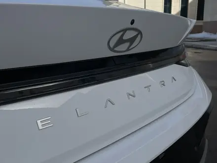 Hyundai Elantra 2023 года за 8 700 000 тг. в Астана – фото 11