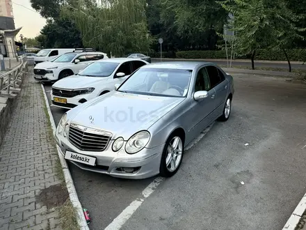 Mercedes-Benz E 200 2006 года за 4 400 000 тг. в Алматы