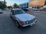 Mercedes-Benz E 260 1990 годаүшін1 600 000 тг. в Павлодар – фото 3