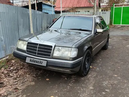 Mercedes-Benz E 230 1990 года за 1 800 000 тг. в Есик – фото 8