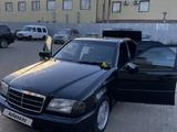 Mercedes-Benz C 180 1995 года за 2 200 000 тг. в Уральск