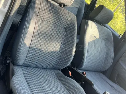 Volkswagen Passat 1993 года за 1 850 000 тг. в Алматы – фото 23