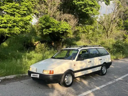 Volkswagen Passat 1993 года за 1 850 000 тг. в Алматы – фото 35