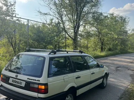 Volkswagen Passat 1993 года за 1 850 000 тг. в Алматы – фото 7