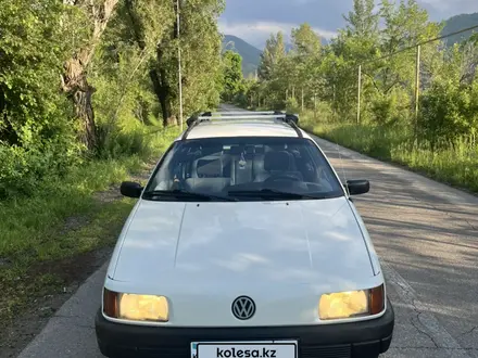 Volkswagen Passat 1993 года за 1 850 000 тг. в Алматы – фото 8