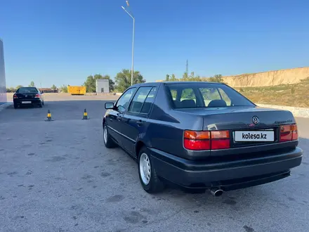 Volkswagen Vento 1994 года за 2 600 000 тг. в Алматы – фото 5