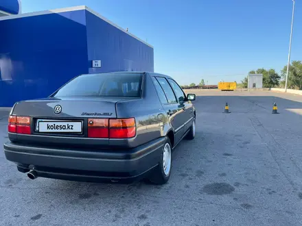 Volkswagen Vento 1994 года за 2 600 000 тг. в Алматы – фото 6