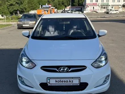 Hyundai Accent 2013 года за 4 300 000 тг. в Алматы – фото 2