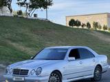 Mercedes-Benz E 230 1997 годаүшін2 400 000 тг. в Талдыкорган – фото 3