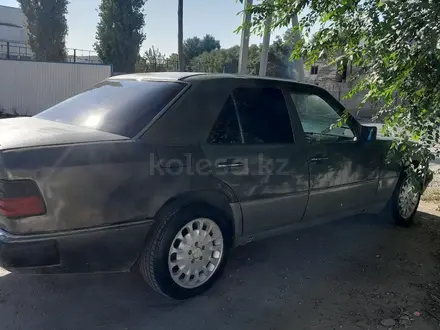 Mercedes-Benz E 250 1992 года за 950 000 тг. в Тараз – фото 5