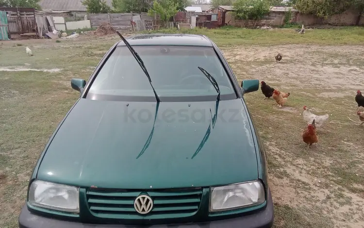 Volkswagen Vento 1995 годаүшін1 600 000 тг. в Актобе