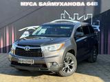 Toyota Highlander 2016 годаfor14 700 000 тг. в Атырау